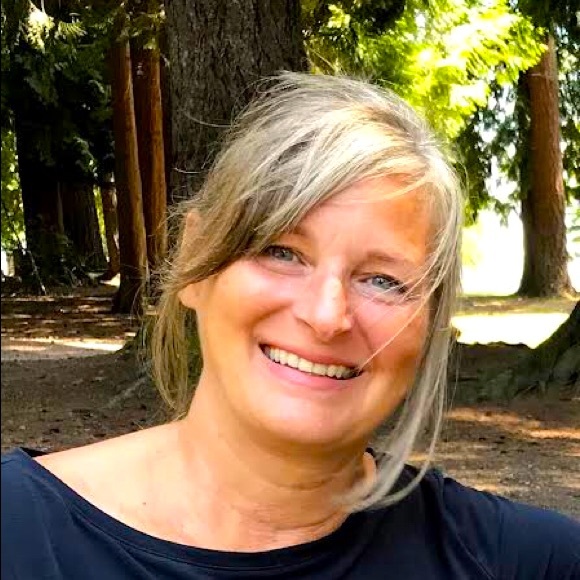 Meet your Posher, Melanie - Picture 1 of 1